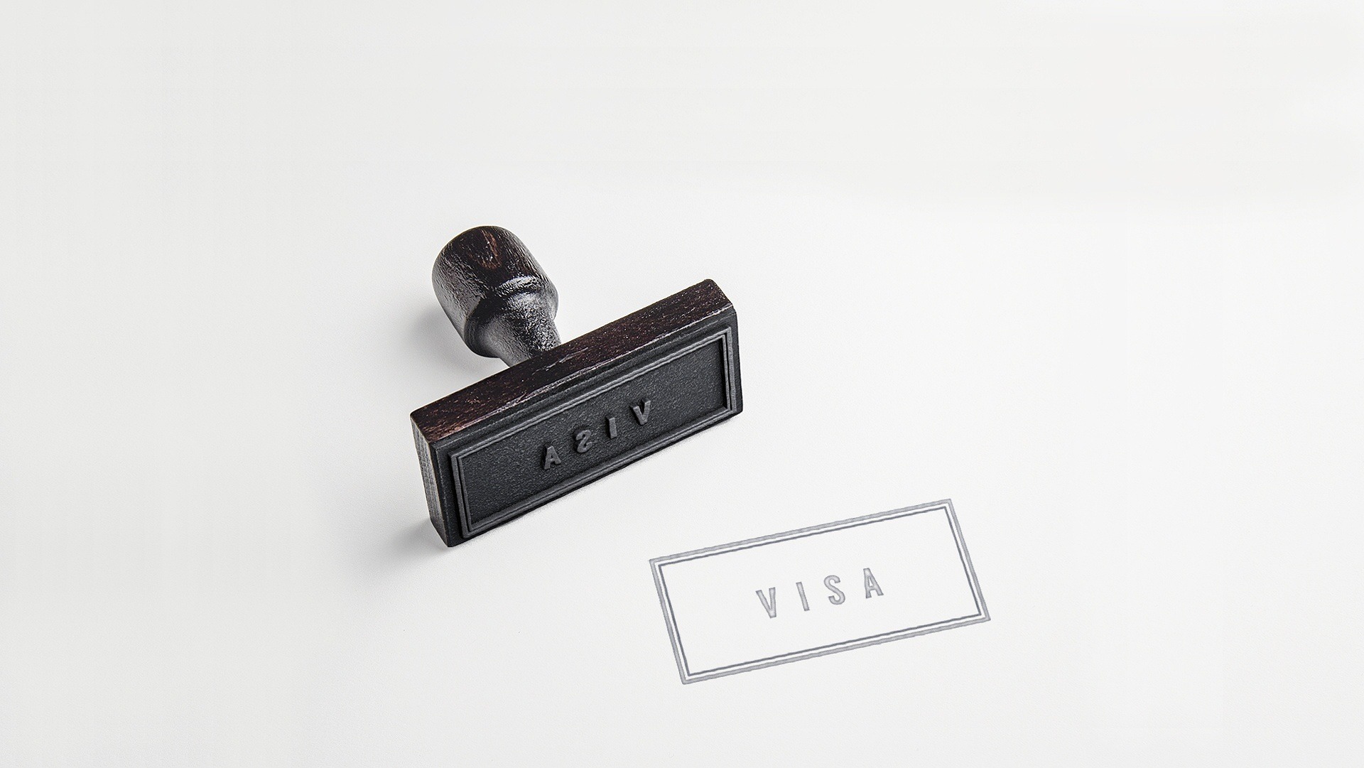 1731992195898908.jpg visa-3109800_1920.jpg