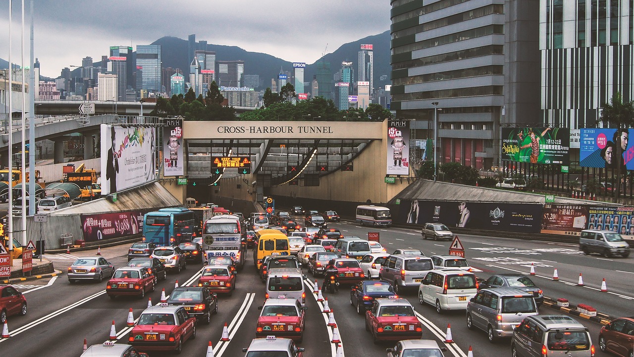 1744706401636656.jpg 香港居住1.jpg