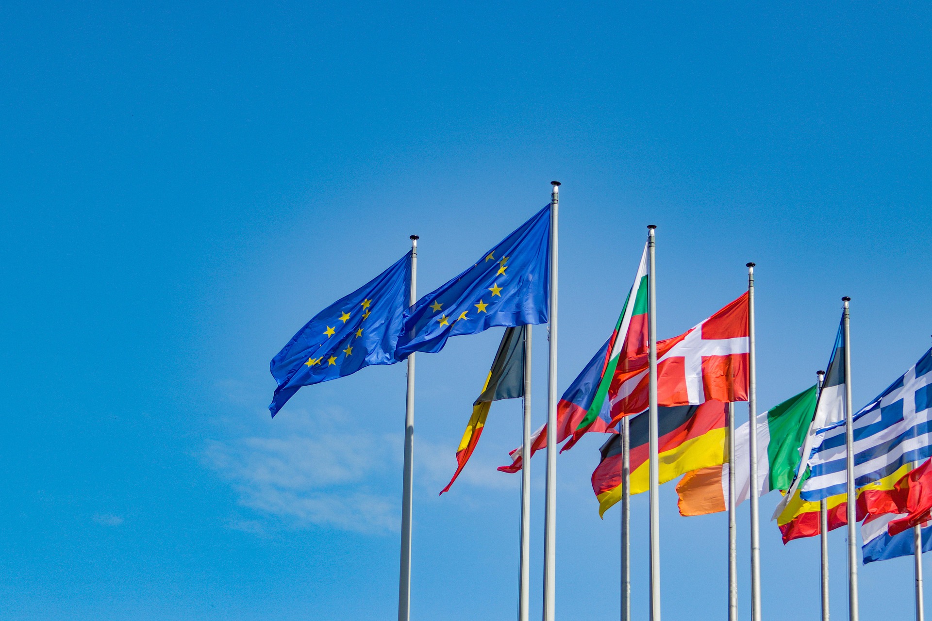 1746599767861983.jpg european-union-6405066_1920.jpg