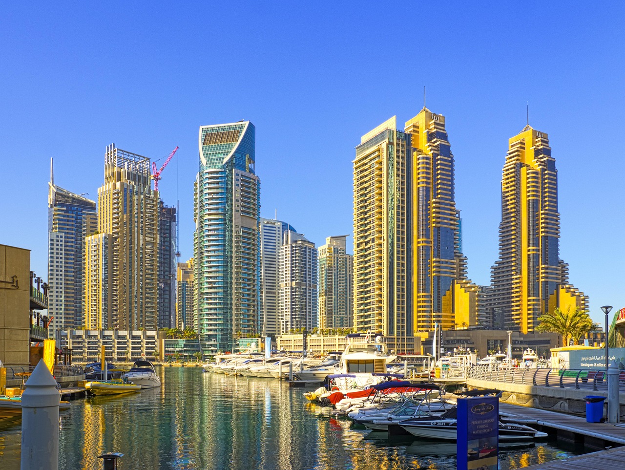 1754382264490333.jpg dubai-4710218_1280.jpg